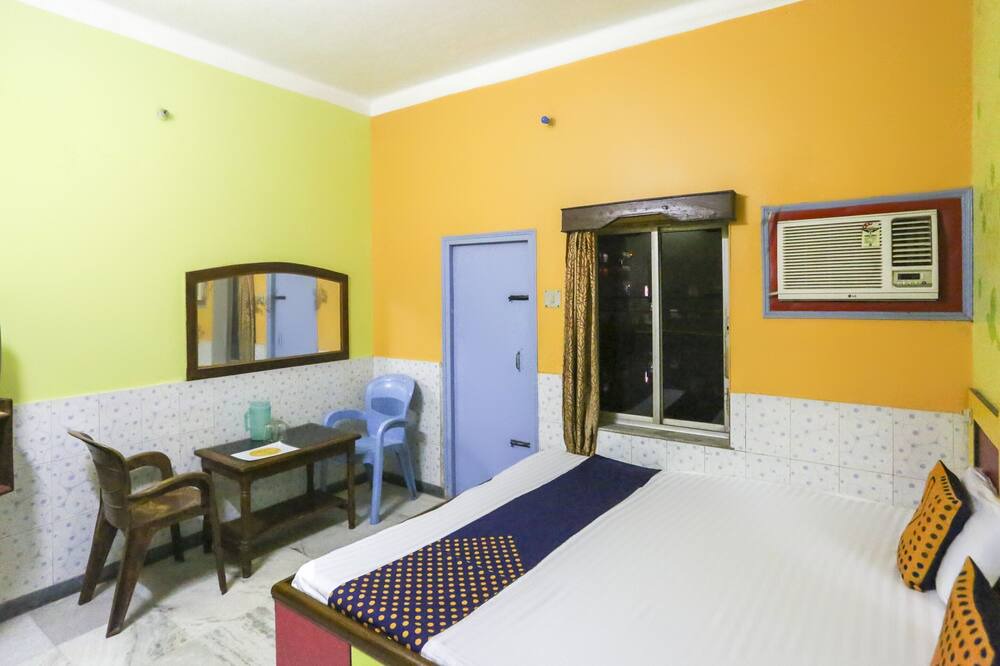 Photo of Bedroom in Tarapith