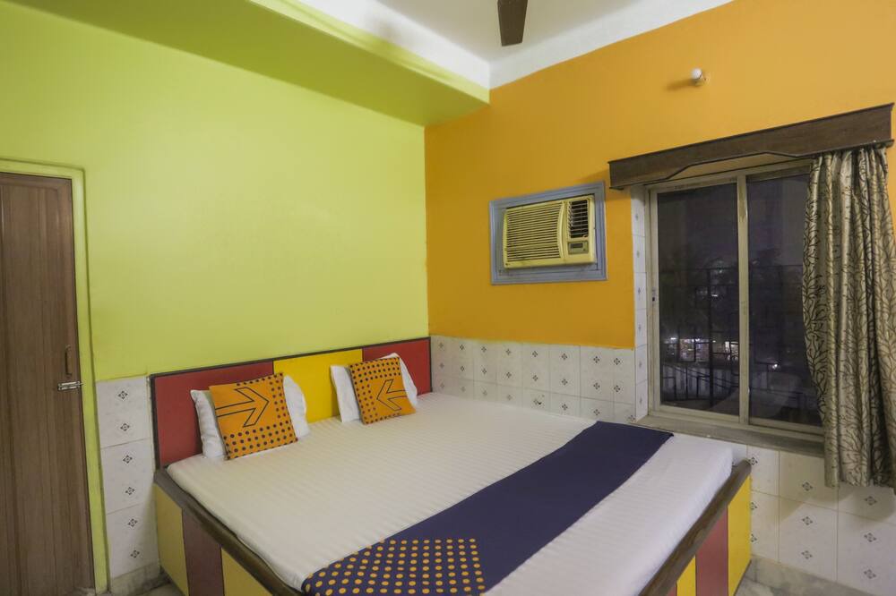 Photo of Bedroom in Tarapith