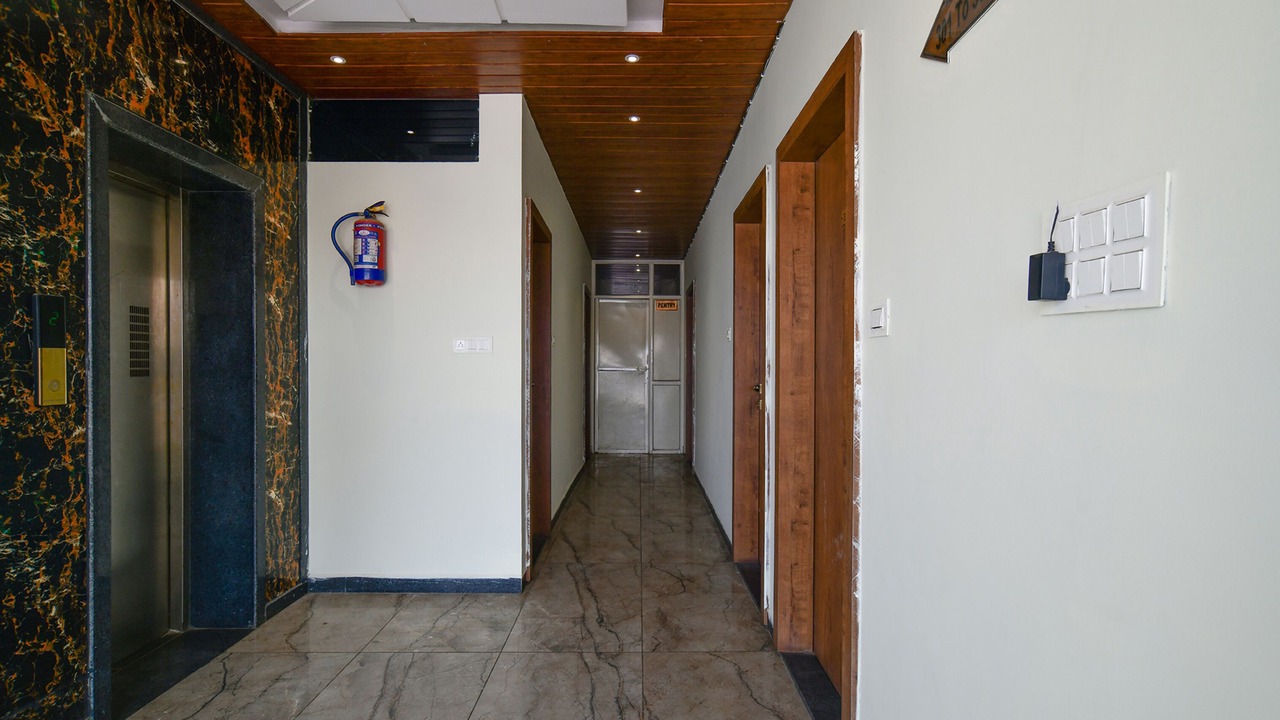 Photo of Others in Rau