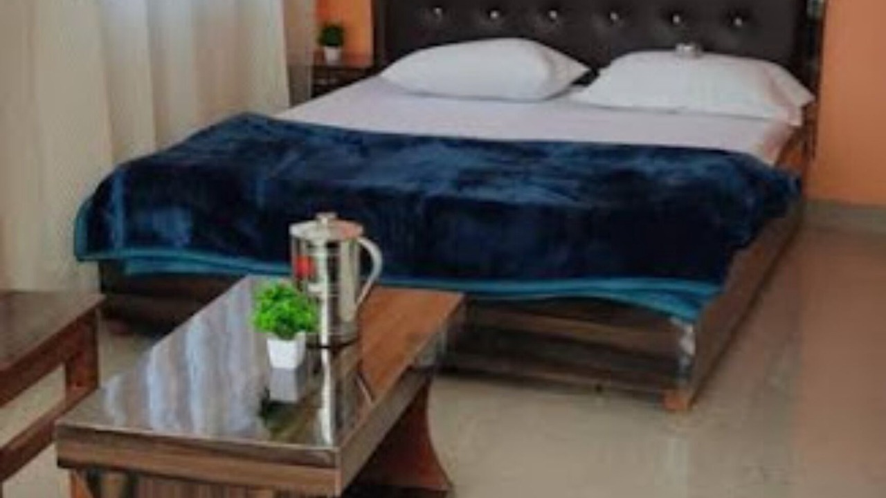 Photo of Bedroom in Uttarkashi
