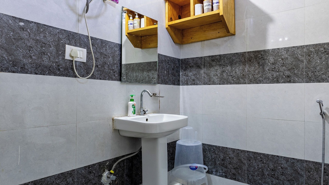 Photo of Bathroom in Sona Nadi Range