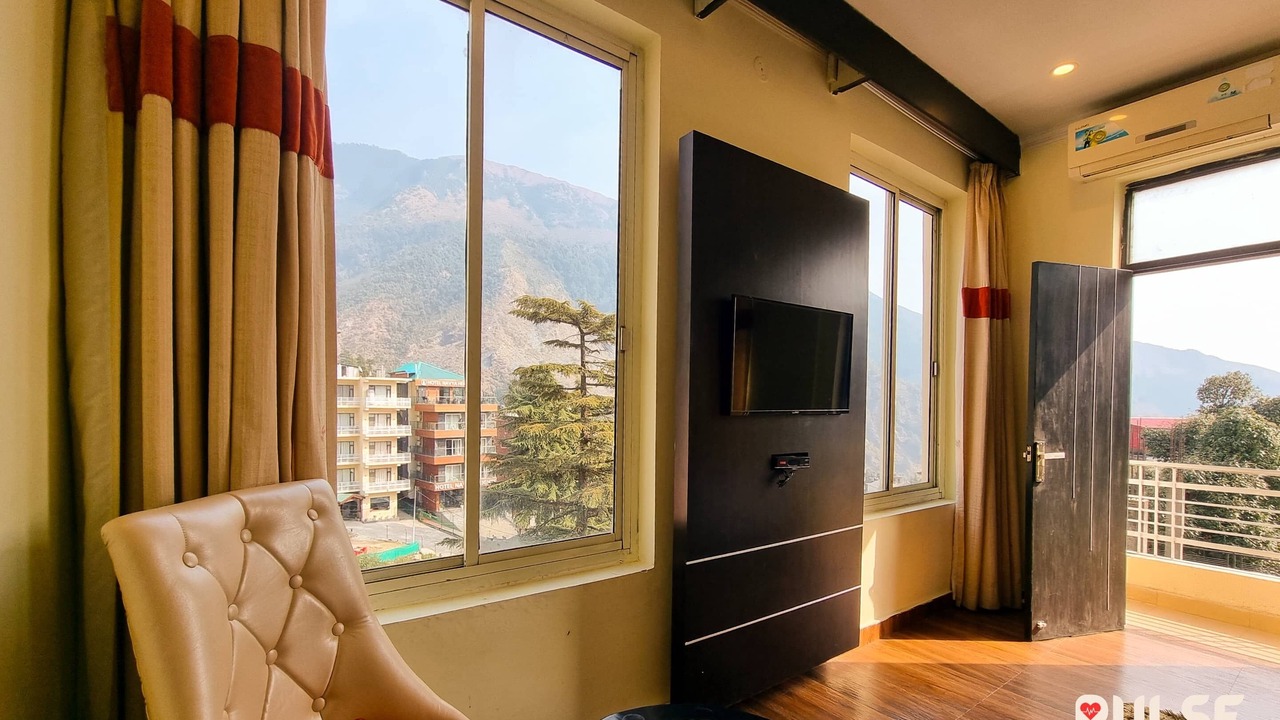 Photo of Bedroom in Bhagsu Nag