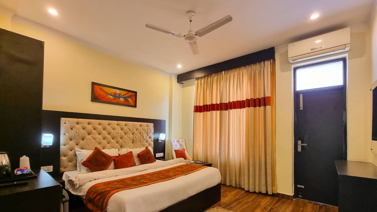 Photo of Bedroom in Bhagsu Nag