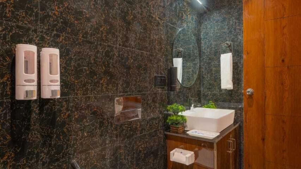 Photo of Bathroom in Theog