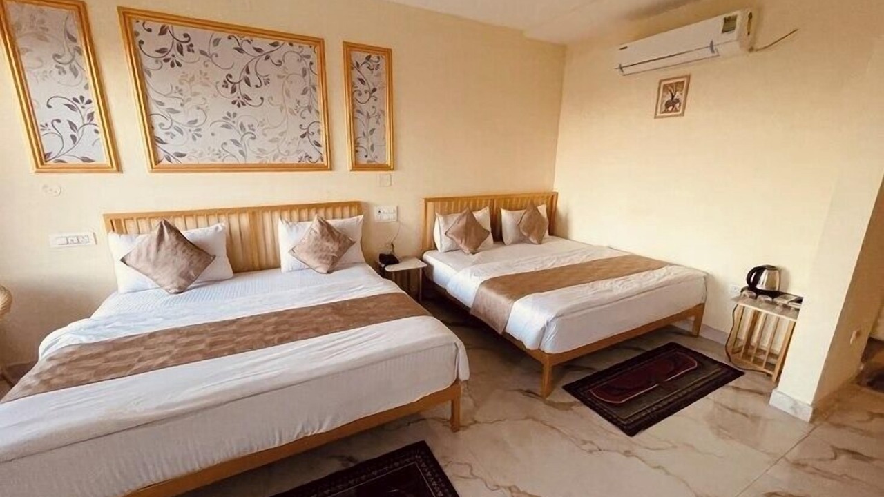 Photo of Bedroom in Dhaliara
