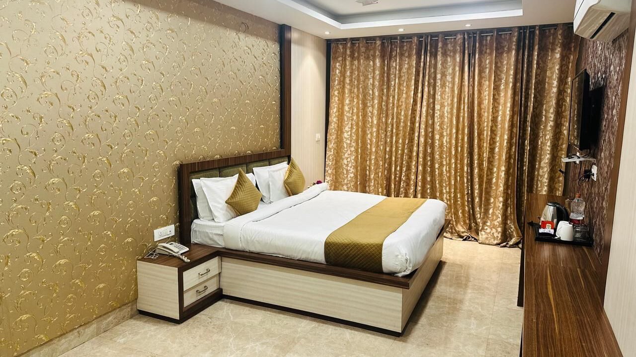 Photo of Bedroom in Mayapur