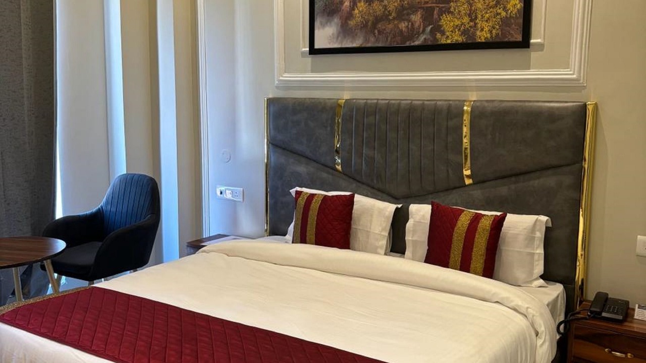 Photo of Bedroom in Sultanpur