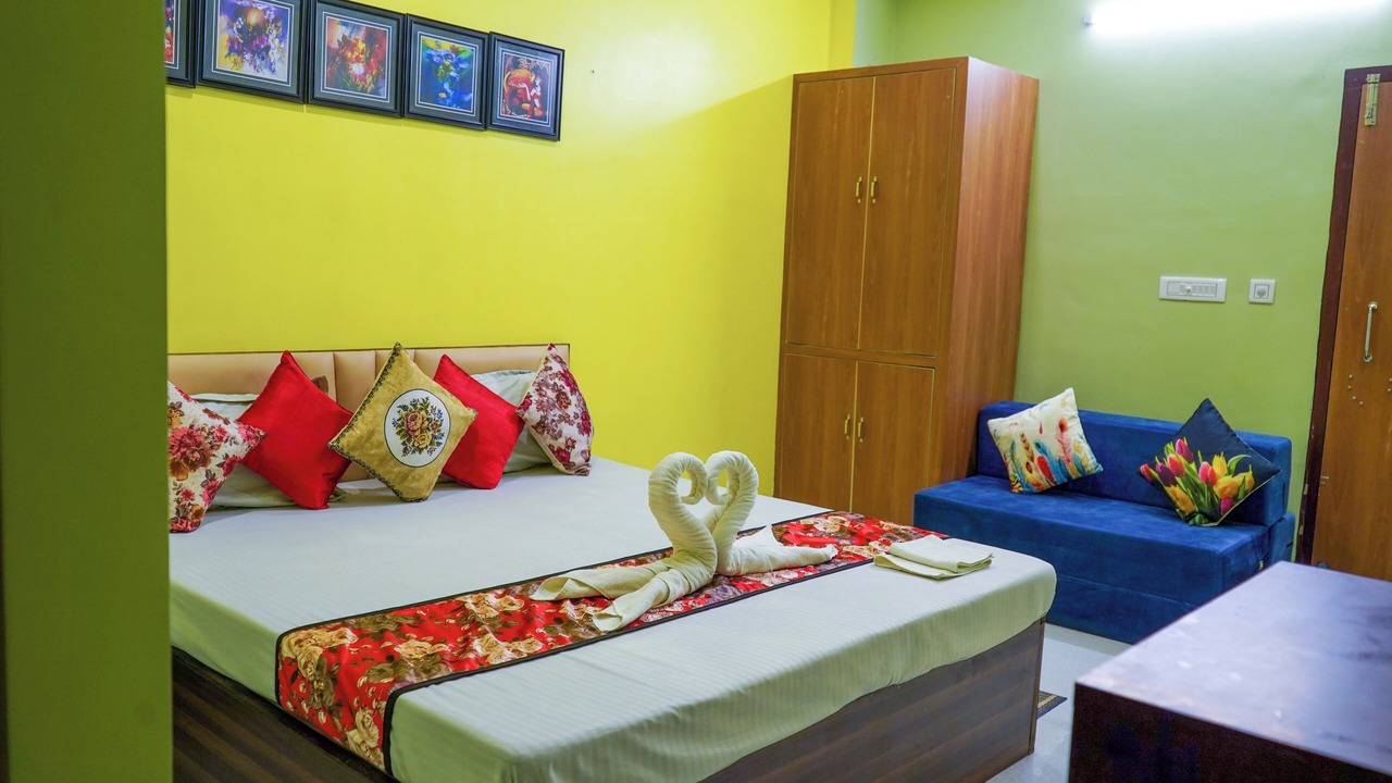 Photo of Bedroom in Mandarmani