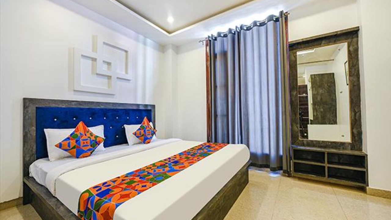 Photo of Bedroom in Dharampur