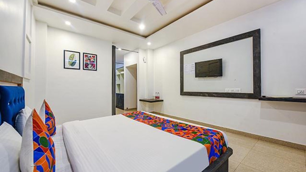 Photo of Bedroom in Dharampur