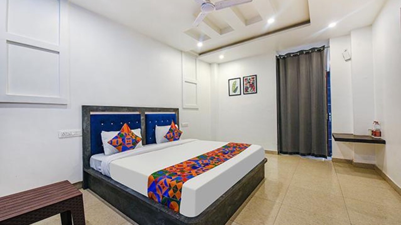 Photo of Bedroom in Dharampur
