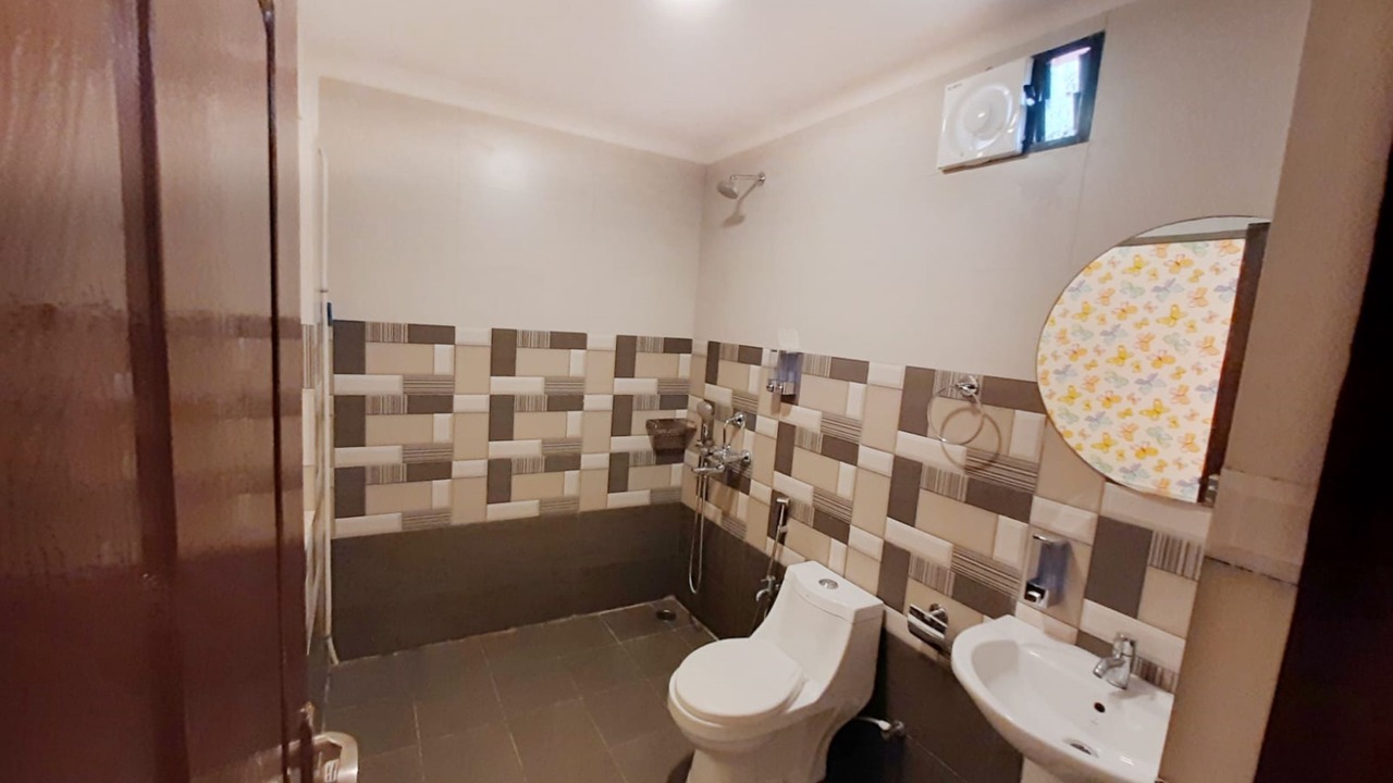 Photo of Bathroom in Morjim