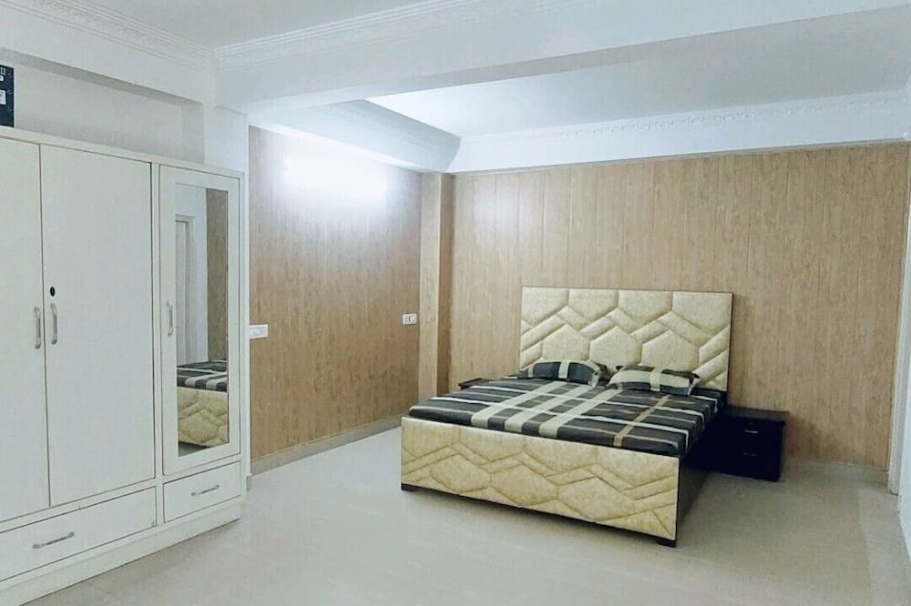 Photo of Bedroom in Kumarhatti