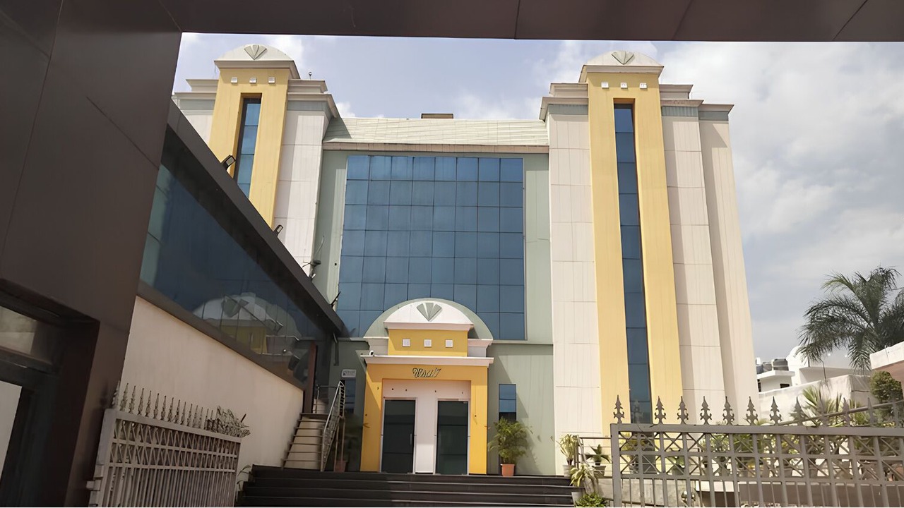Photo of Buildings in Bareilly