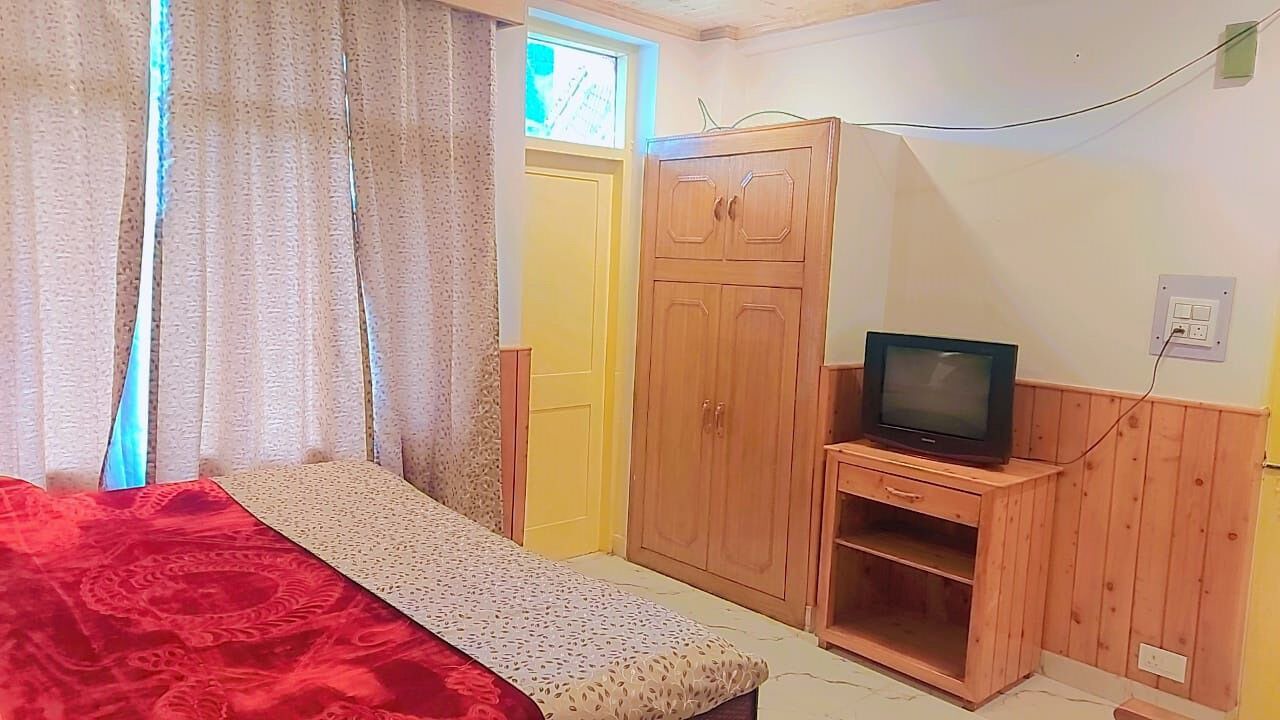 Photo of Bedroom in Aleo