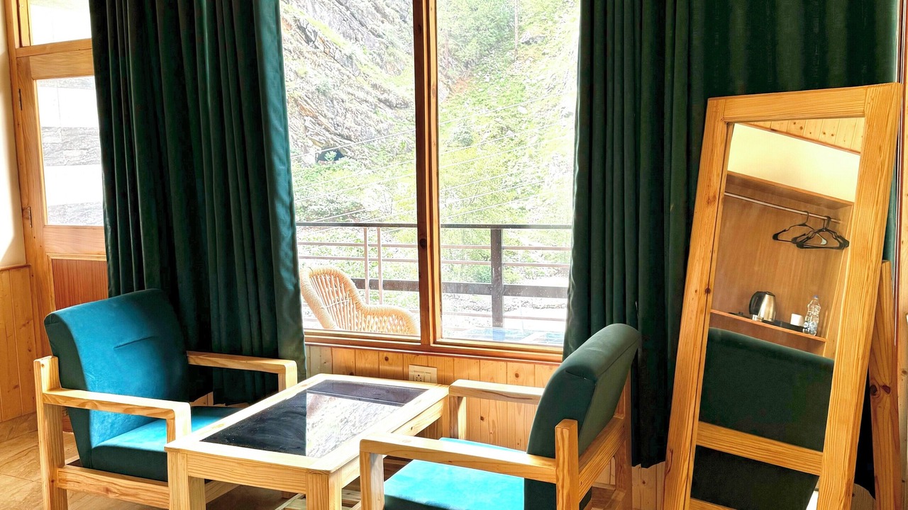 Photo of Bedroom in Kasol