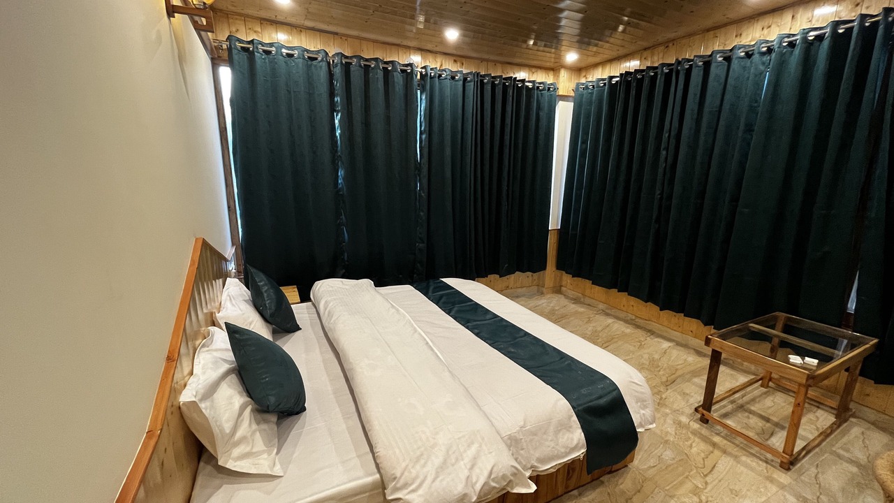 Photo of Bedroom in Kasol