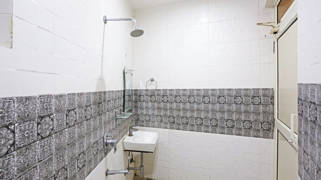 Photo of Bathroom in Mahipalpur Extension