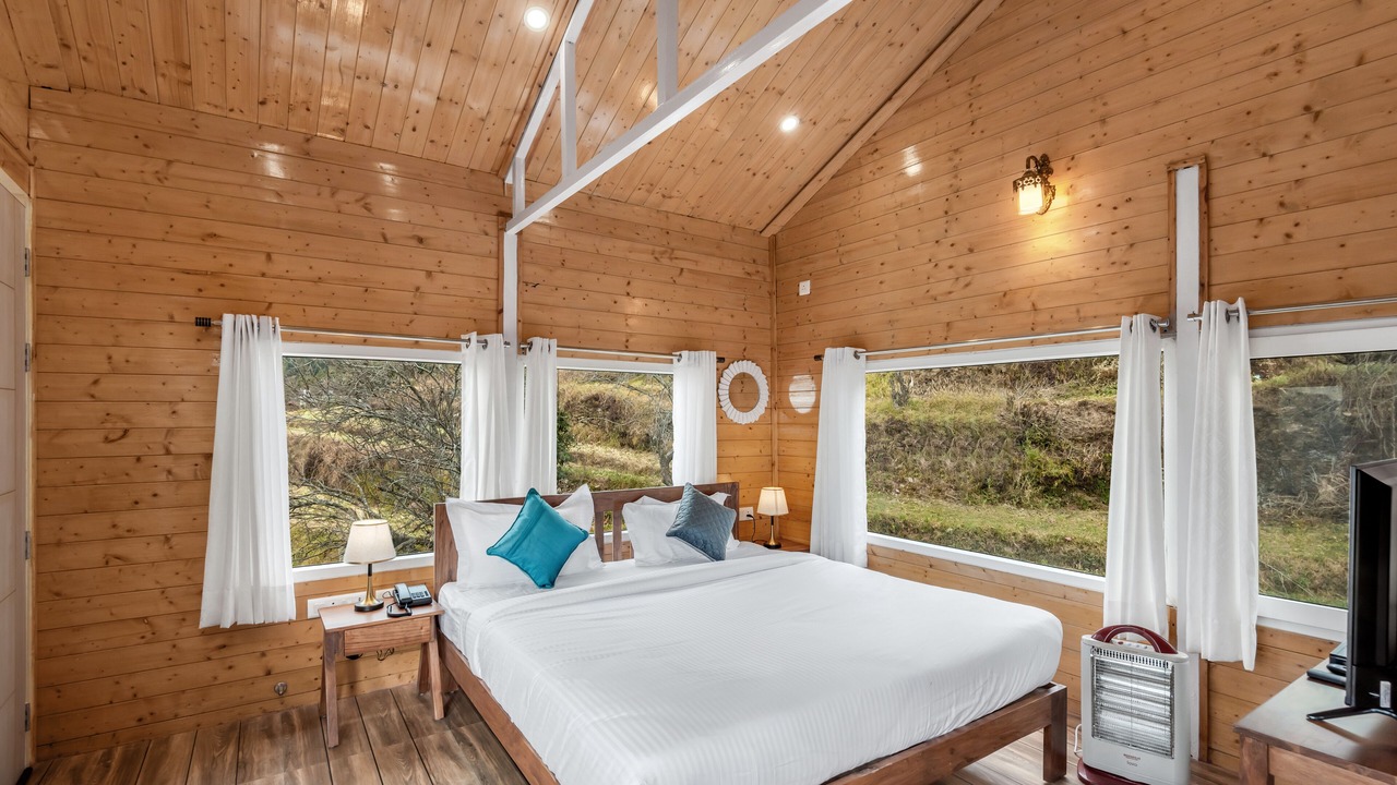 Photo of Bedroom in Tehri