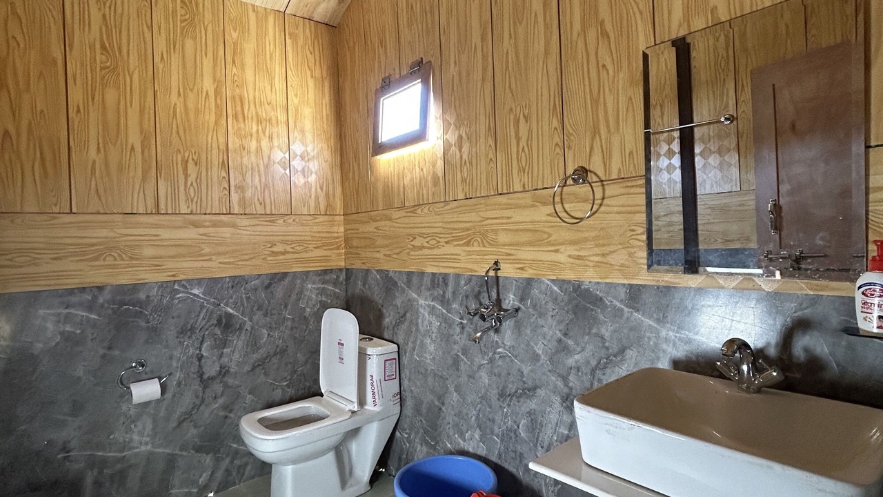Photo of Bathroom in Man