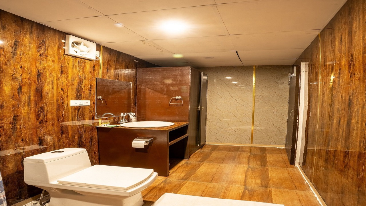 Photo of Bathroom in Kandaghat