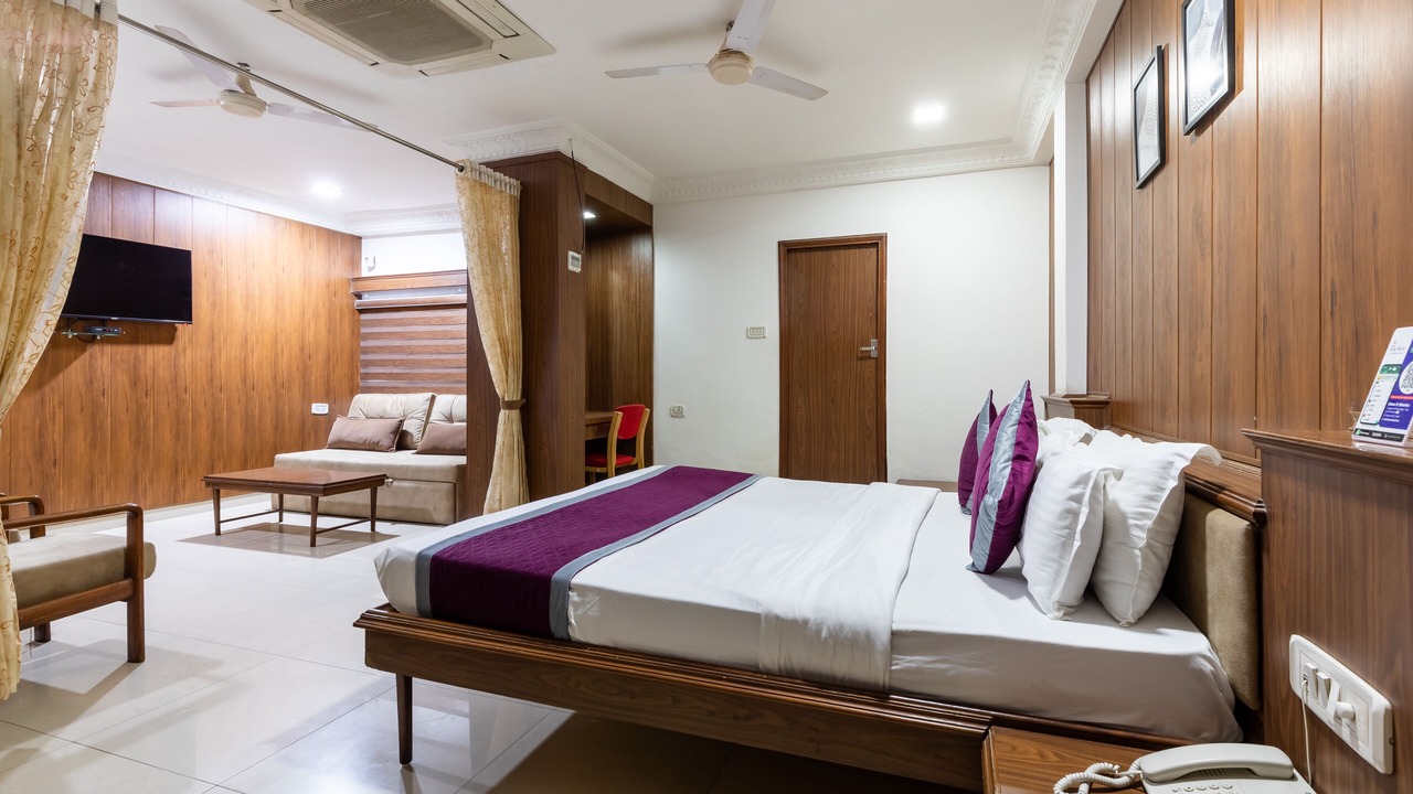 Photo of Bedroom in South Tukoganj