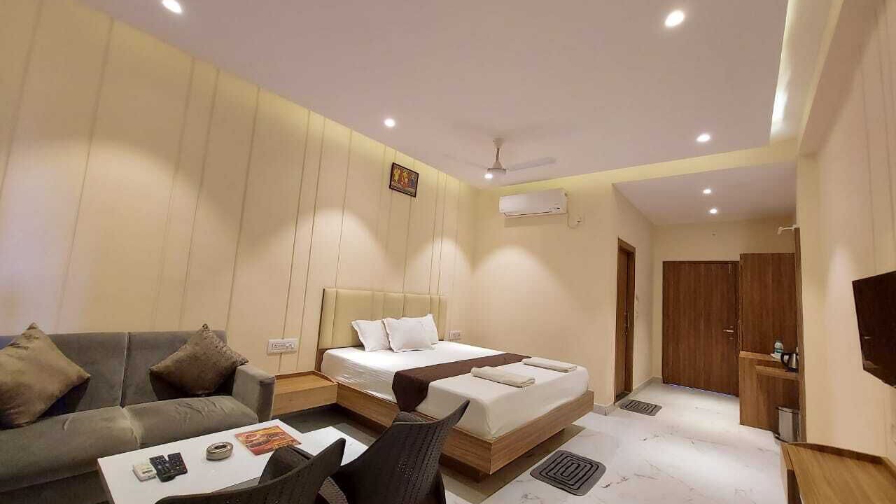 Photo of Bedroom in Mandarmani