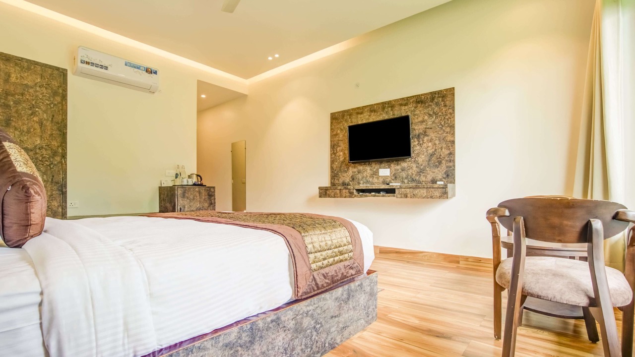 Photo of Bedroom in Lansdowne