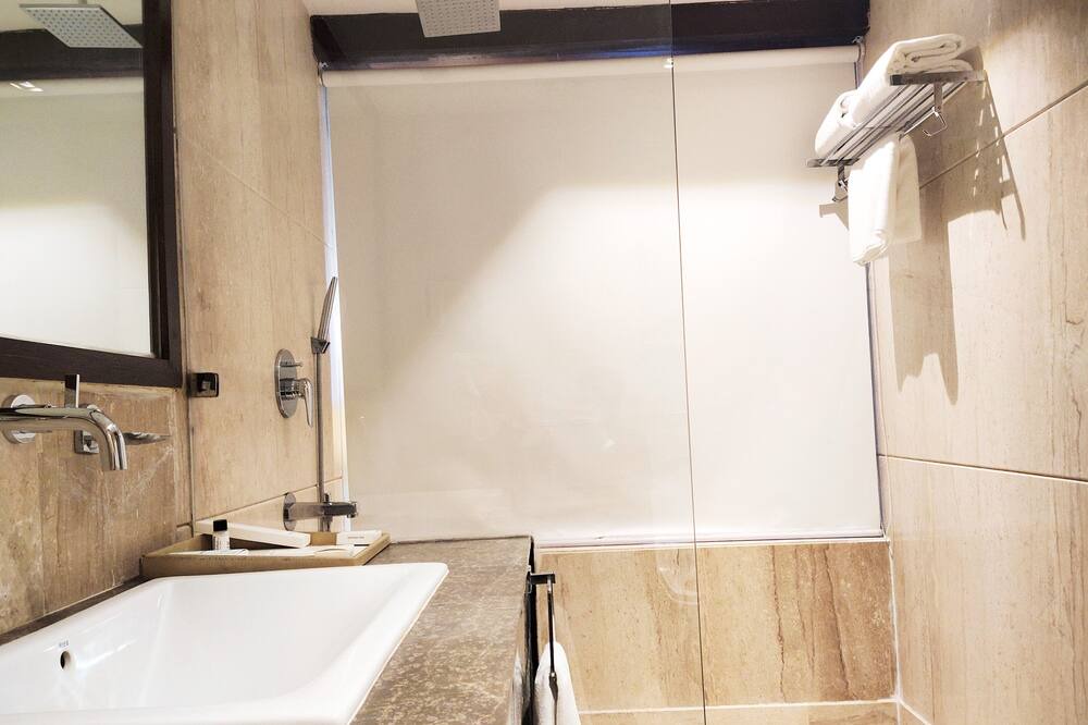 Photo of Bathroom in Kufri