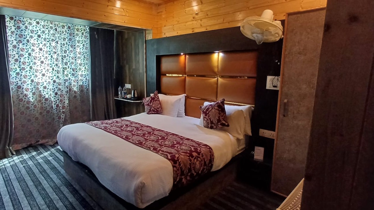 Photo of Bedroom in Anantnag District