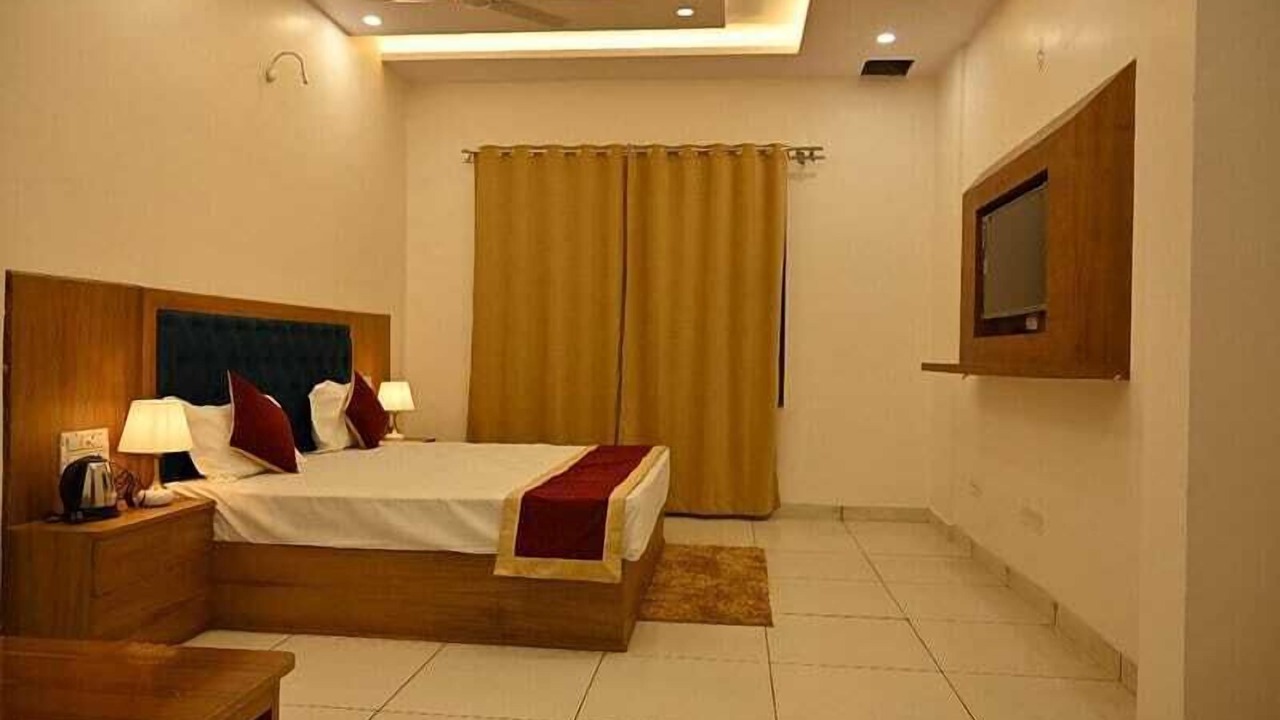 Photo of Bedroom in Haldwani