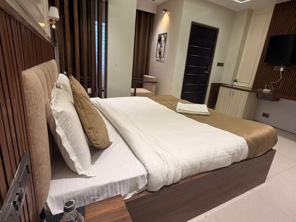Photo of Bedroom in Chakradharpur