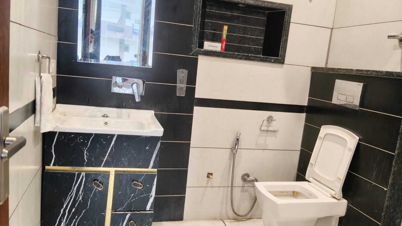 Photo of Bathroom in Zirakpur