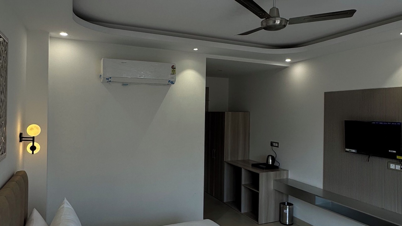 Photo of Bedroom in Kotdwara