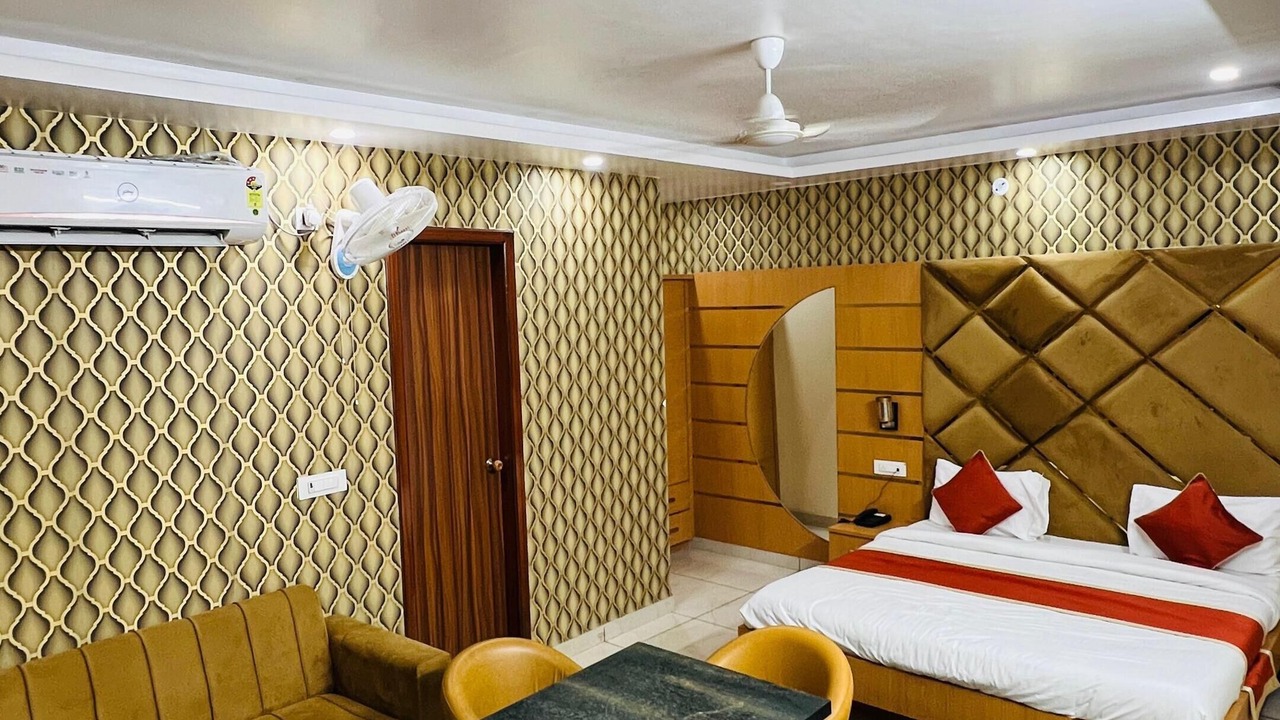 Photo of Bedroom in Kasganj