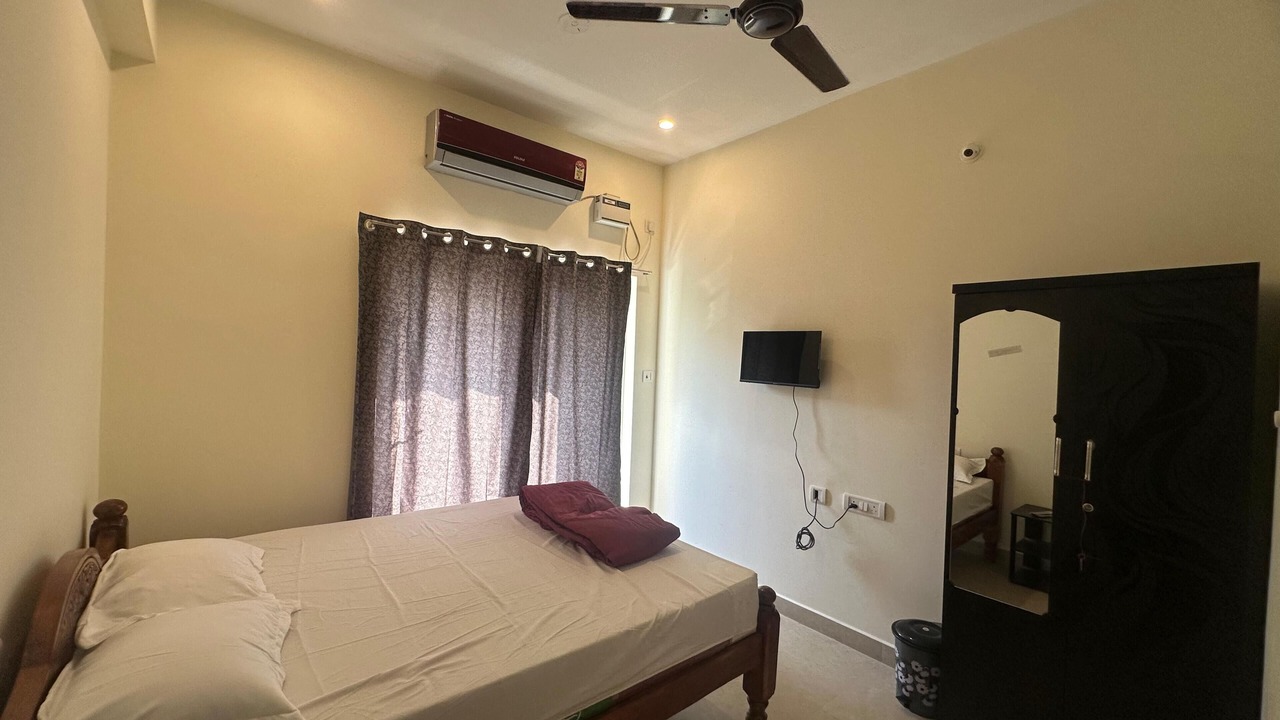 Photo of Bedroom in Mogappair