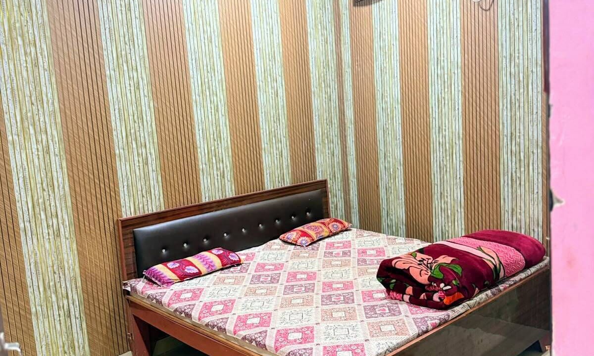 Photo of Bedroom in Aonla