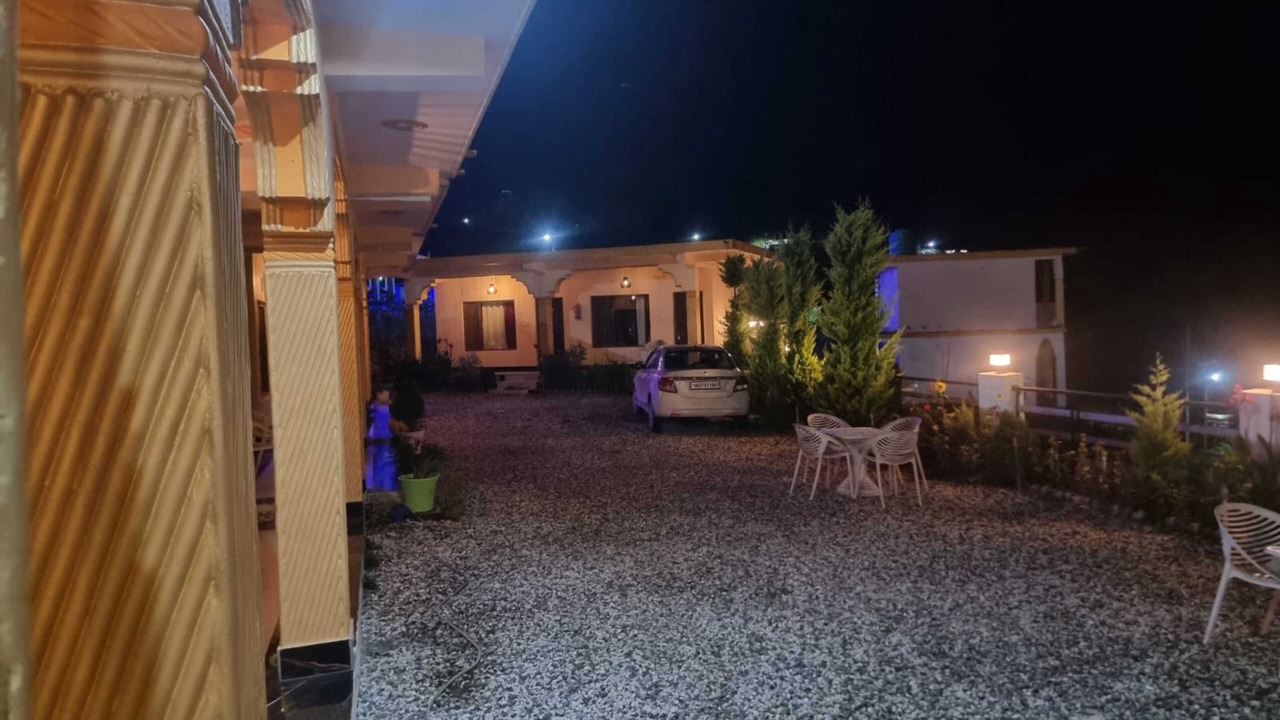 Photo of Patio Balcony in Barkot