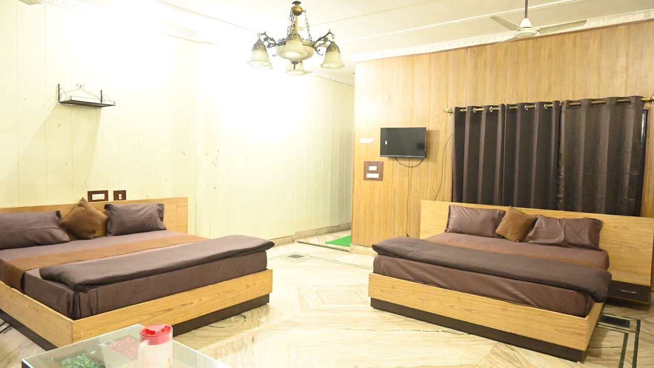 Photo of Bedroom in Auli