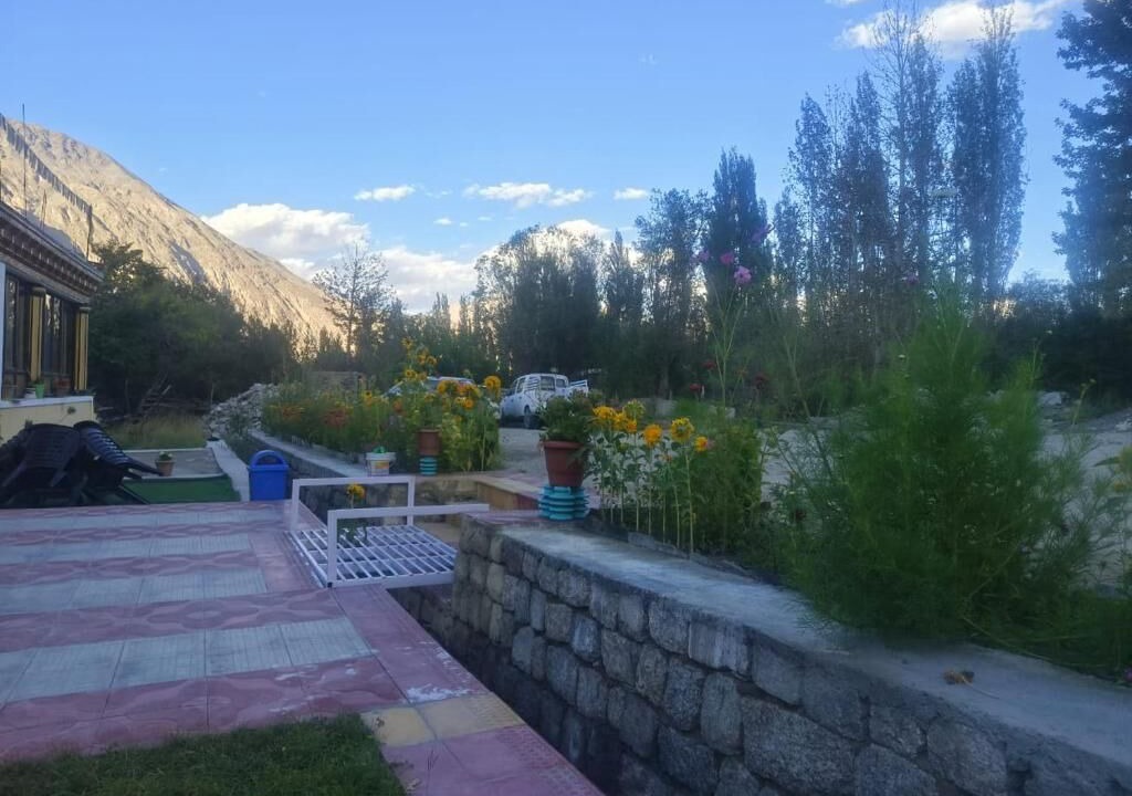 Photo of Outdoor in Hunder