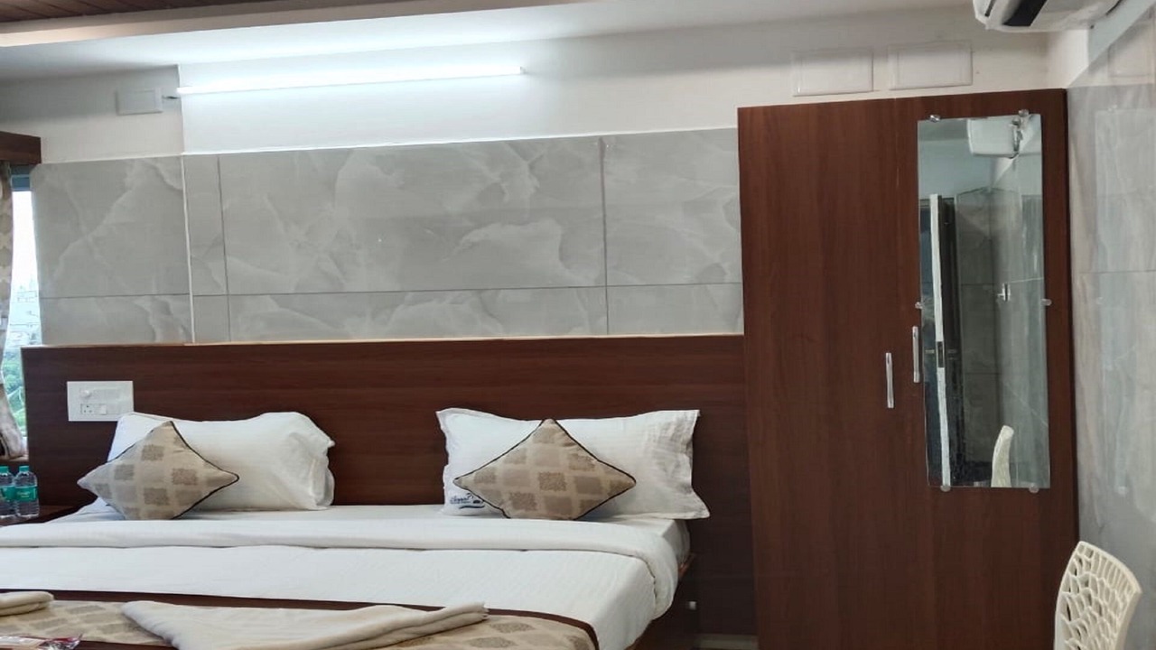 Photo of Bedroom in Velankanni