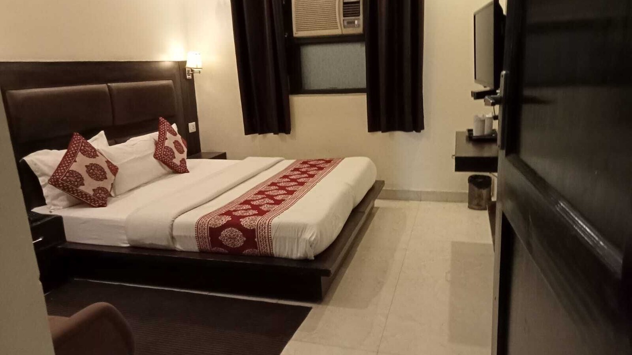 Photo of Bedroom in Dehradun