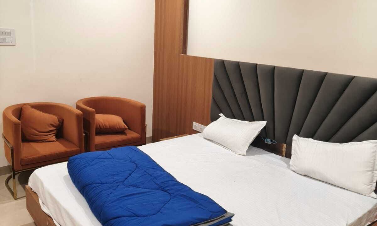 Photo of Bedroom in Barnagar