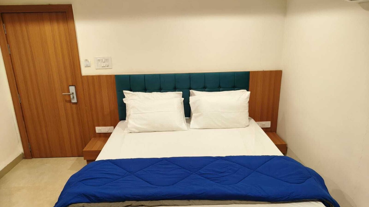 Photo of Bedroom in Barnagar