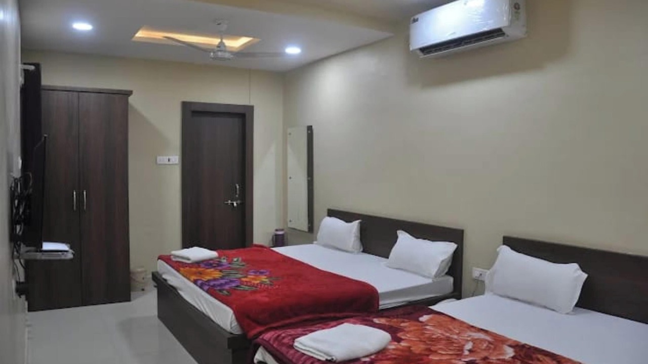 Photo of Bedroom in Mandsaur