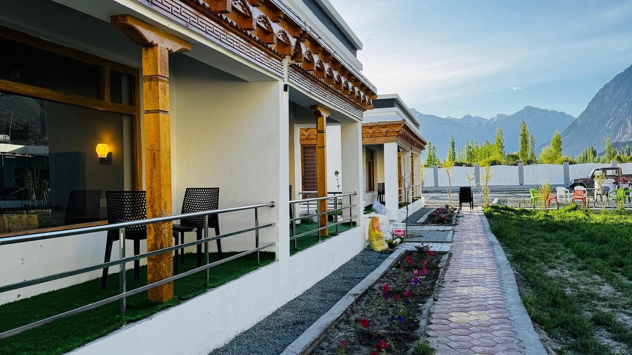 Photo of Outdoor in Hundur