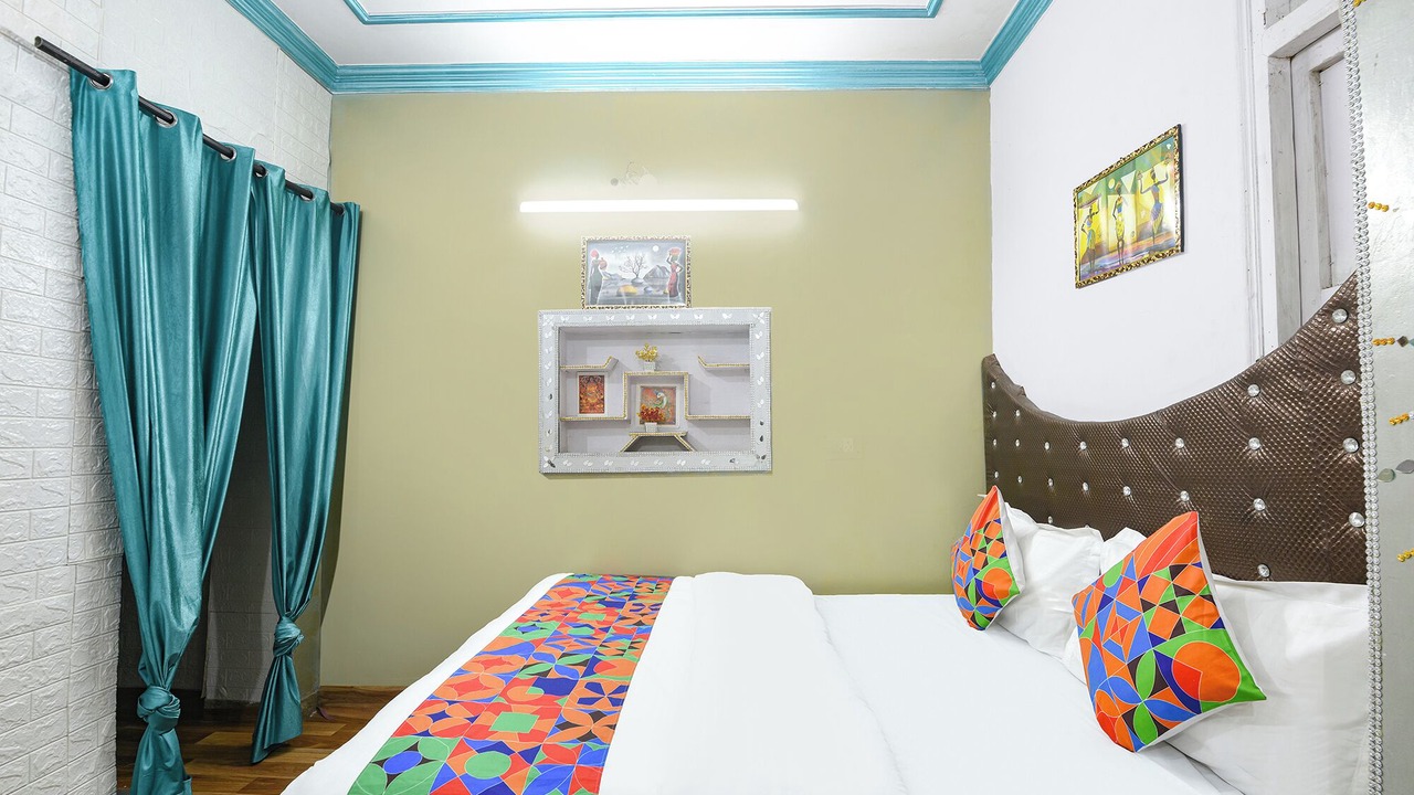 Photo of Bedroom in Defence Colony
