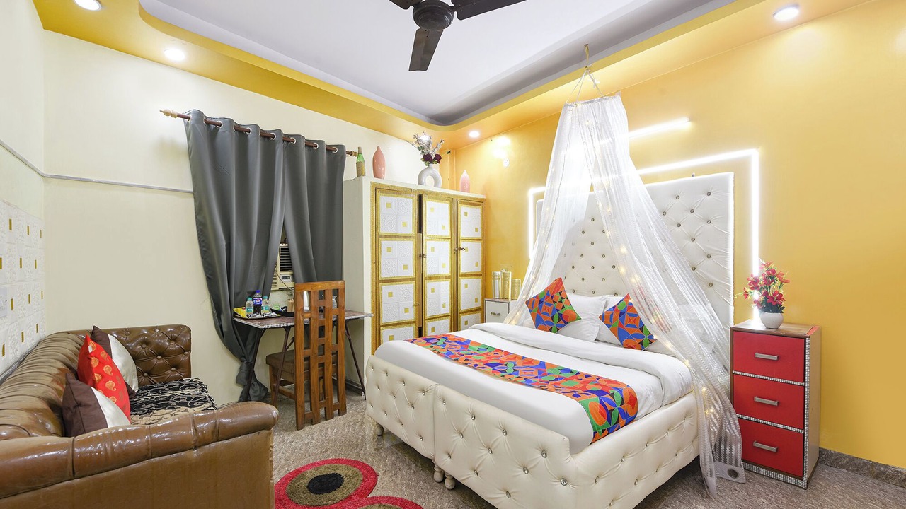Photo of Bedroom in Defence Colony