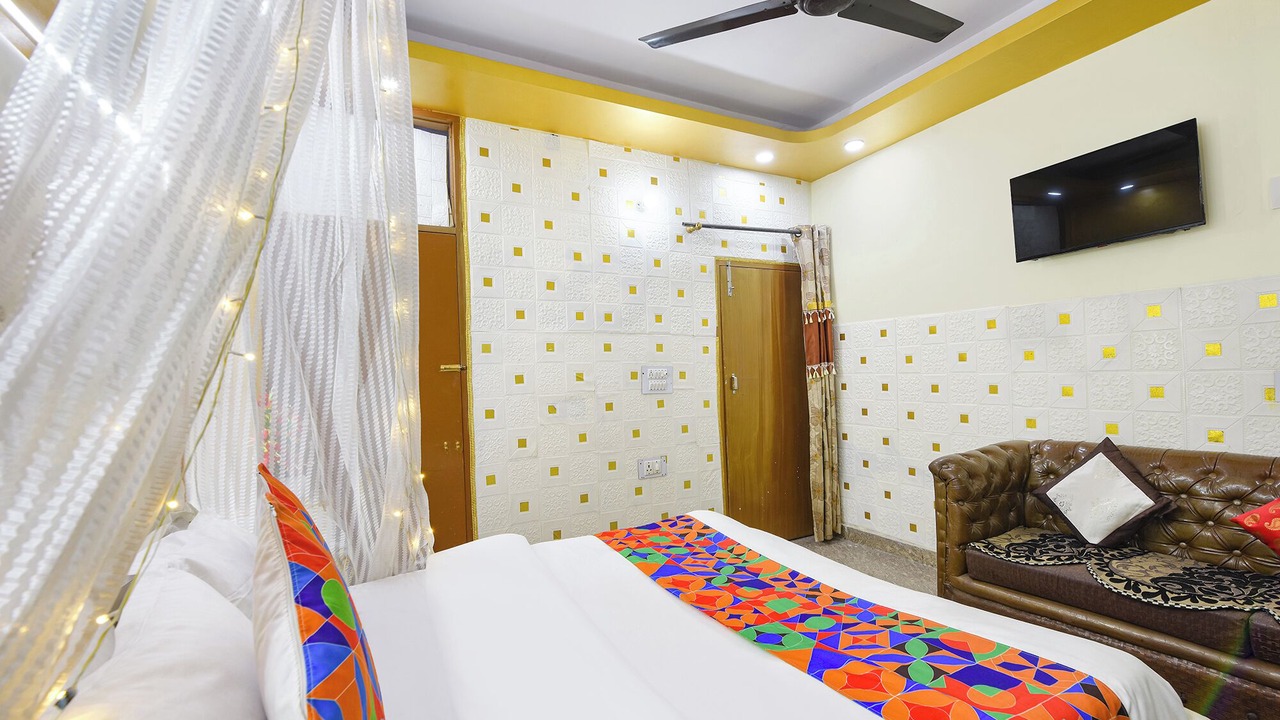 Photo of Bedroom in Defence Colony