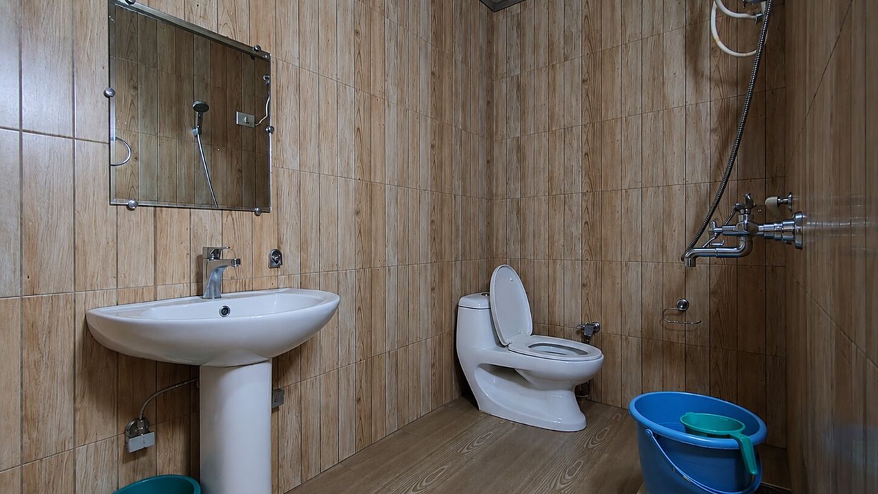 Photo of Bathroom in Jaiharikhal